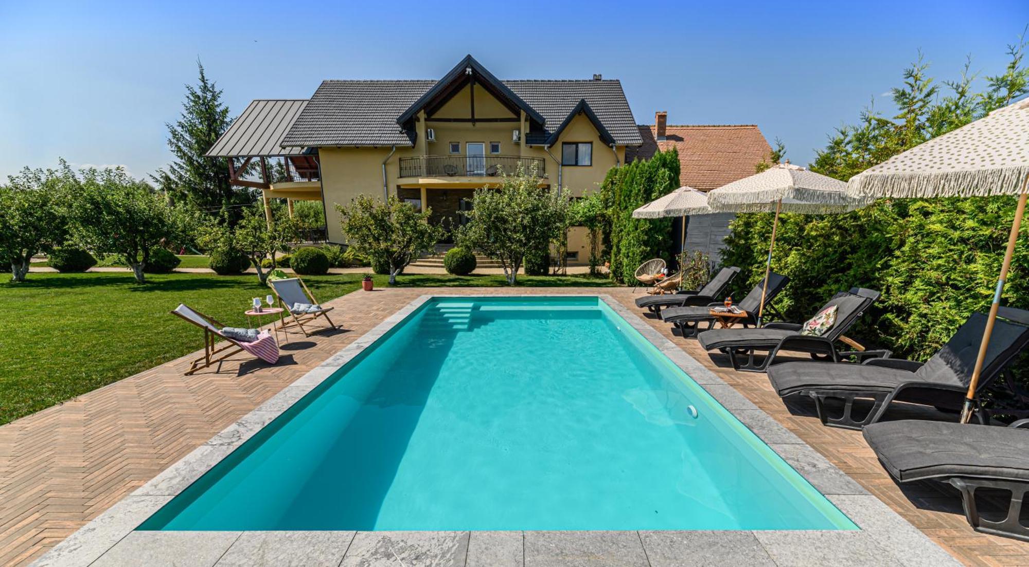 Orchard Villa Brasov Exterior photo